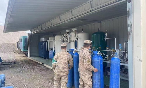 新疆和田边防部队供